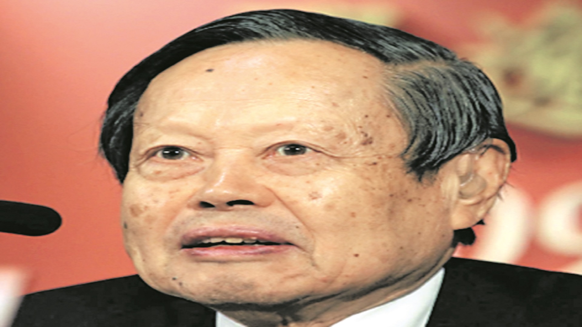 చెన్‌నింగ్‌ యాంగ్‌ కన్నుమూత