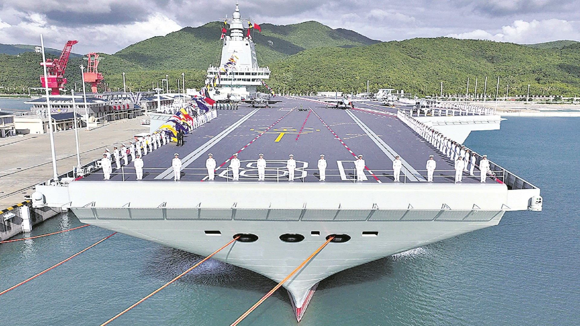 చైనా అమ్ములపొదిలోకి మూడో విమానవాహక నౌక