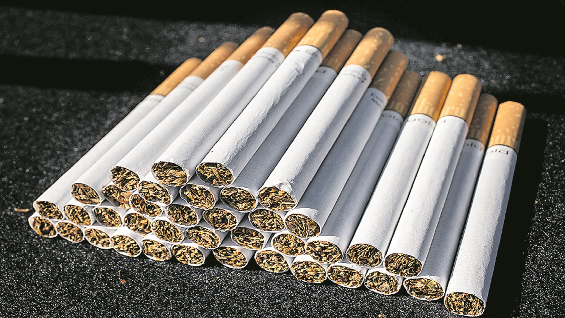 పొగాకు ఉత్పత్తులపై అదనపు ఎక్సైజ్‌ సుంకం