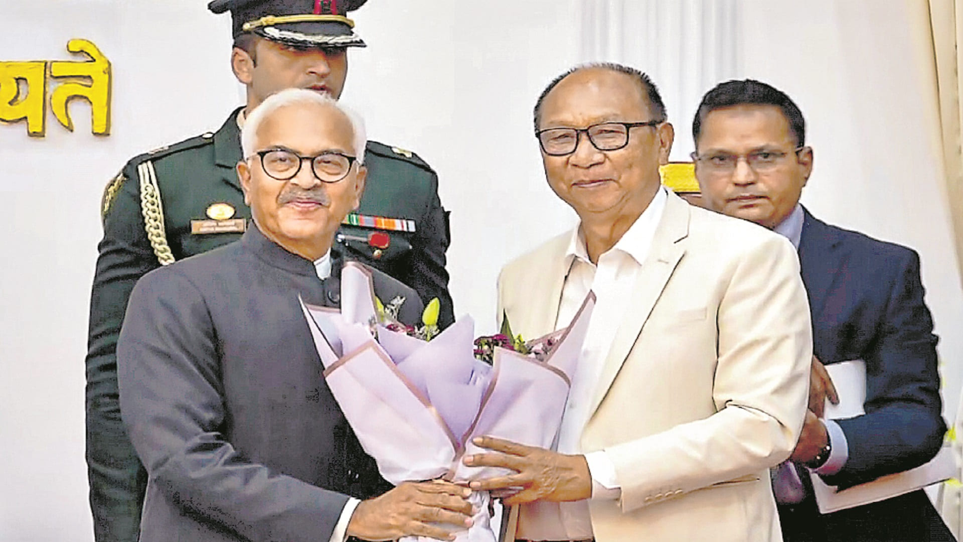 మణిపుర్‌ సీఎంగా ఖేమ్‌చంద్‌ ప్రమాణం