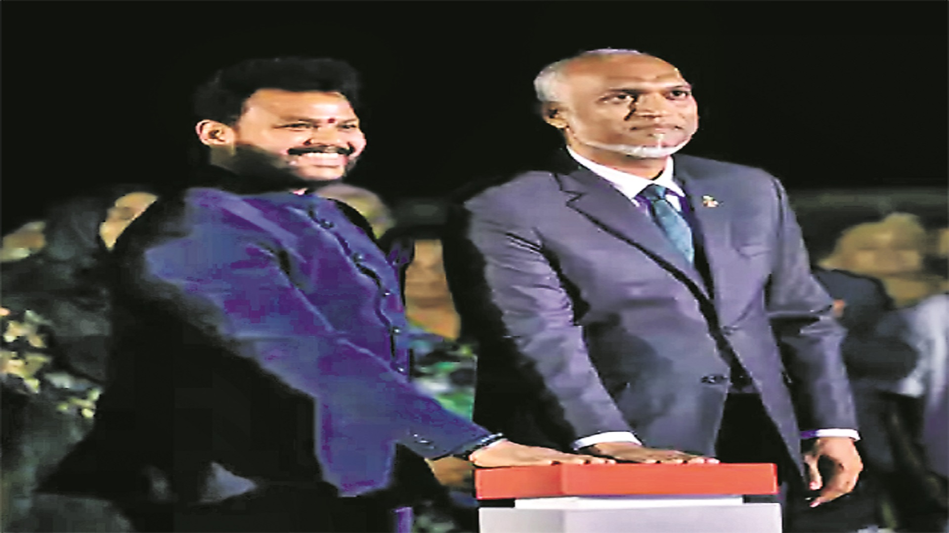 హనిమాధూ అంతర్జాతీయ విమానాశ్రయం