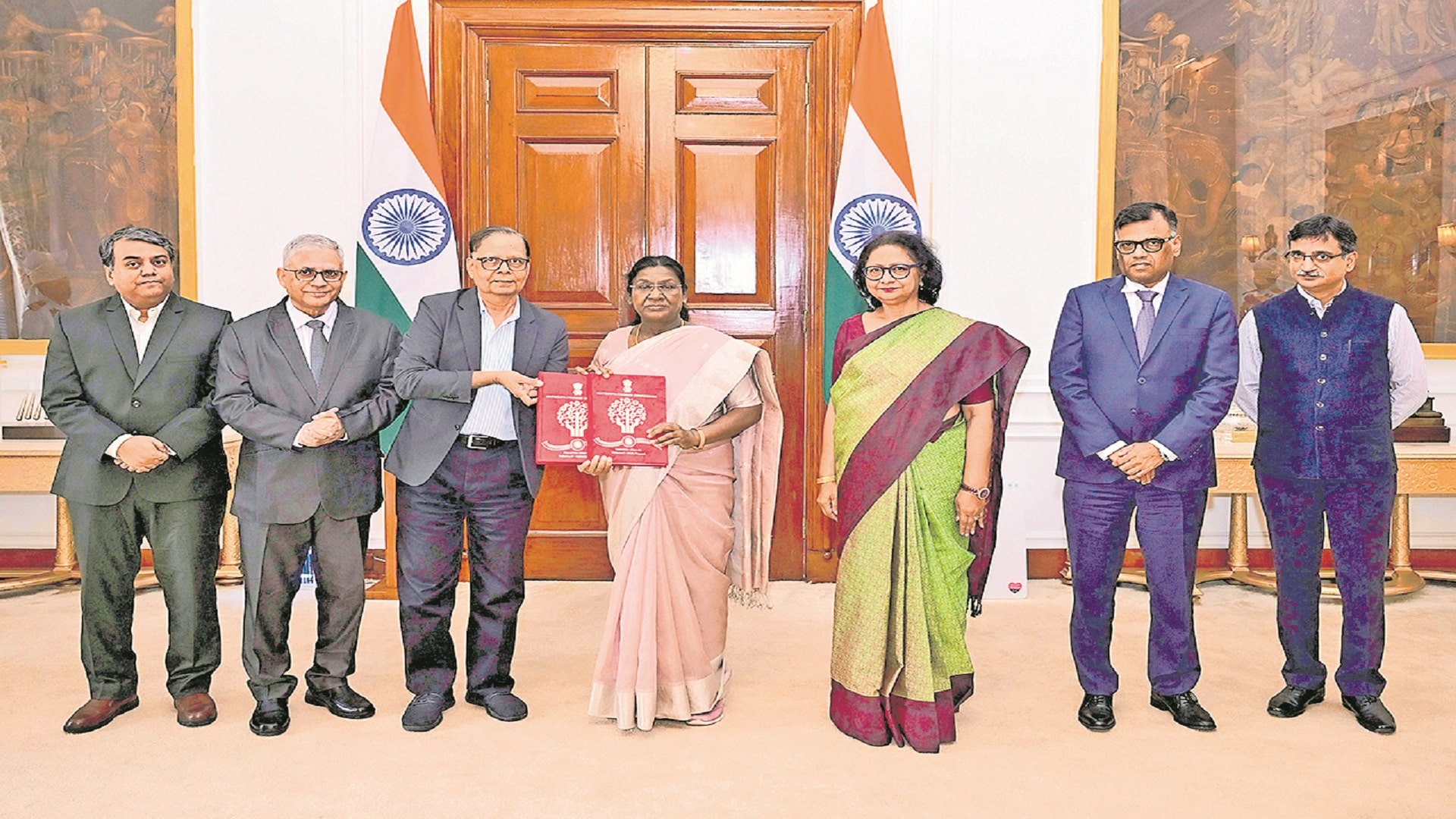 16వ ఆర్థిక సంఘం నివేదిక