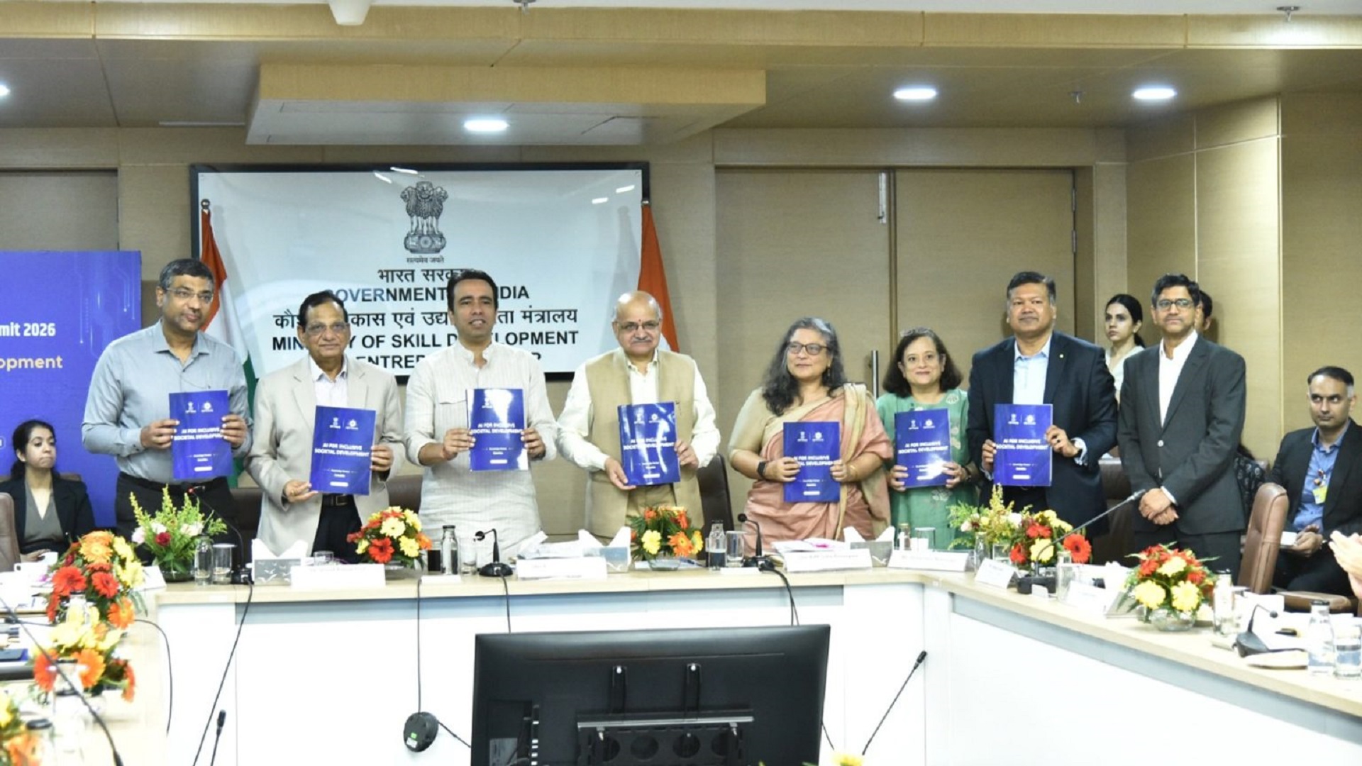 Pioneering roadmap titled AI